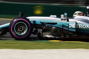 LA PRIMERA POLE DEL AÑO FUE PARA HAMILTON