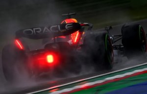 PERSONAL DE LA F1 FUE EVACUADO DEL AUTÓDROMO POR INUNDACIONES 