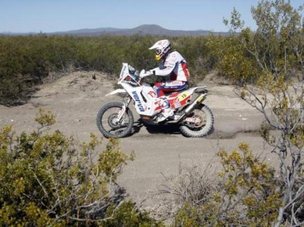 Kuba Przygonski, el virtual ganador de la etapa en Motos.