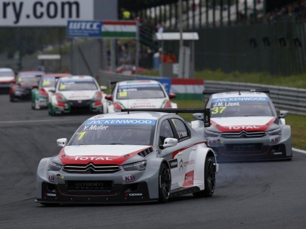 Yvan Muller, poleman del WTCC en Budapest