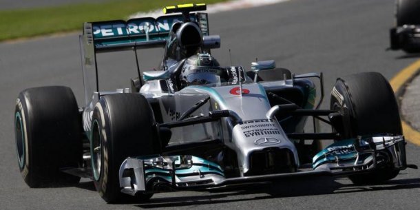 El primer entrenamiento fue para Rosberg