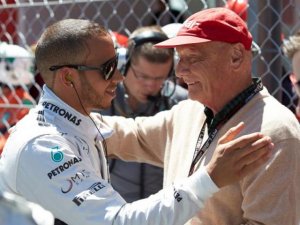 LAUDA: "HAMILTON HIZO BIEN"