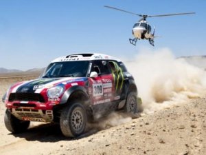 DAKAR: TURNO DE AUTOS Y CAMIONES