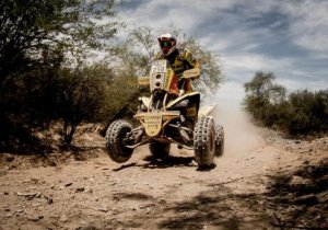 QUADS: CASALE GANA Y RECORTA DISTANCIAS