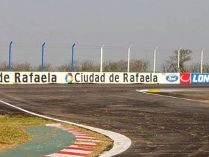 ¿EL TURISMO DE CARRETERA CORRE EN EL OVALO?