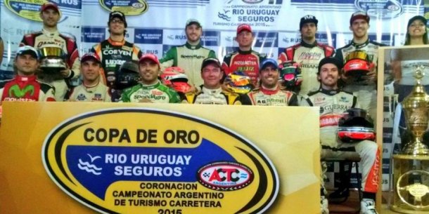 Arriba: Ardusso, Angelini, Canapino, Ortelli, Lambiris y Rossi. Abajo: Ledesma, Gianini, Altuna, Martínez, Ponce de León y Di Palma. (FOTO: GONZALO GIORGI)