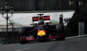 RICCIARDO ESTRENA POLE EN MÓNACO