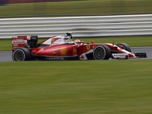 FERRARI VOLÓ EN LOS TEST