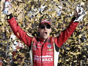 HARVICK PUSO LAS COSAS EN ORDEN