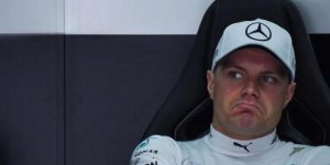 BOTTAS FUE PENALIZADO CON  CINCO PUESTOS