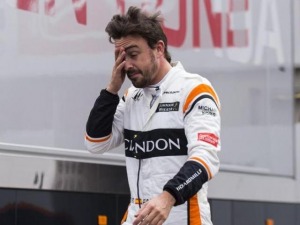 ALONSO ¿JUGARA A DOS PUNTAS?