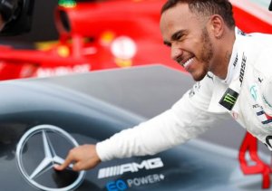 HAY HAMILTON EN MERCEDES HASTA 2020