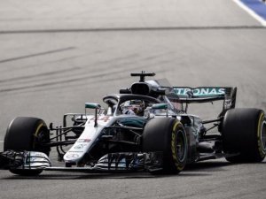 HAMILTON GANA EN RUSIA Y SE ENCAMINA AL CAMPEONATO