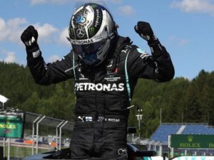 GANO BOTTAS EN AUSTRIA 