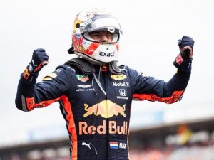 VERSTAPPEN Y RED BULL LOGRARON LA VICTORIA