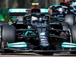 BOTTAS LIDERÓ EL VIERNES EN IMOLA