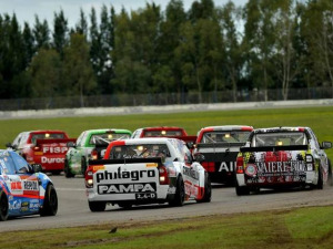 SEMANA DE MOURAS Y PICKUP EN LA PLATA