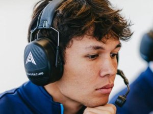 ALBON Y WILLIAMS RENOVARON SU VÍNCULO