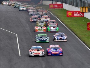 EL TURISMO CARRETERA DESEMBARCA EN BUENOS AIRES CON 51 AUTOS