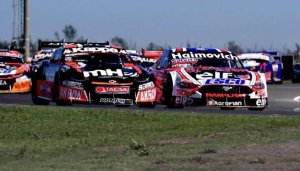 DEFINICIÓN DE TC: MUSTANG VS CAMARO 