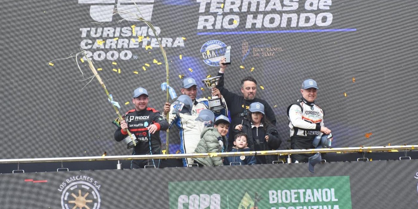 MARIO VALLE GANÓ LA CARRERA DEL DOMINGO 